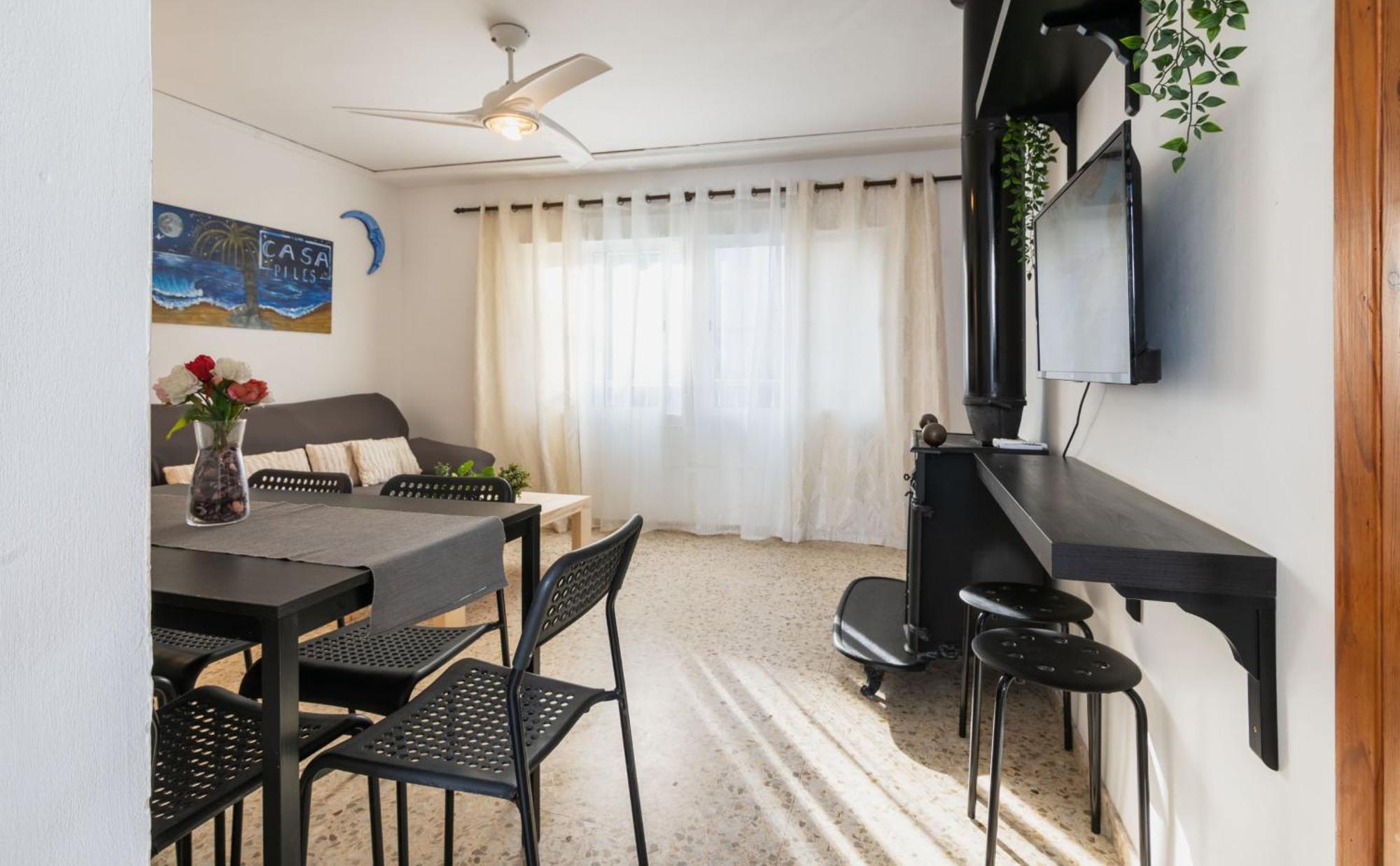 Beachfront House ปิเลส ภายนอก รูปภาพ